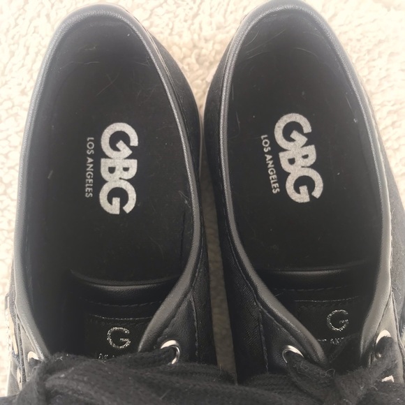 Guess Black sneakers size 6.5 - Picture 6 of 10